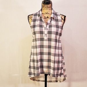 Plaid sleeveless high/low top🖤♥️